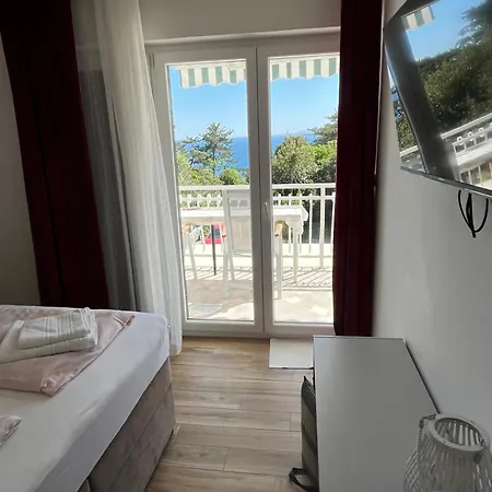 Apartment Nada 2 Krk Town